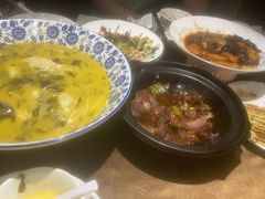 -东口码头·烧鸽子·鱼头泡饼·地方菜(金鹰悦城店)