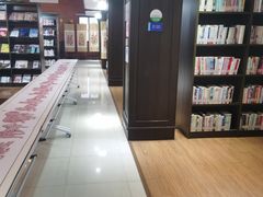 -杨浦区图书馆(长海路街道分馆)