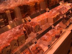 零售区-巴黎贝甜(大宁国际商业广场店)