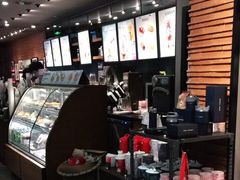 -星巴克(上海虹桥新天地二店)