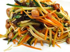 -六和聚传统烤鸭.天津菜(和平店)
