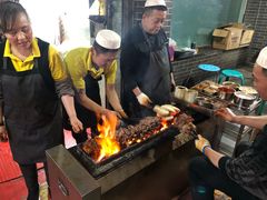 -夏都地标马一刀烤肉美食城