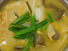 -汤小云火锅米线(钻汇广场店)