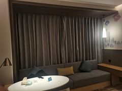 -深圳光明希尔顿花园酒店