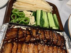 手工煎饼配烤肉-玉玲珑(陆家嘴店)