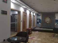 -弘安丽水温泉酒店