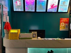 -荒岛实景沉浸密室(江汉路1店)