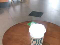 大堂-星巴克臻选(成都宽窄巷子店)