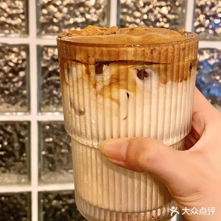 好扎实的鹅肝热狗王🤣