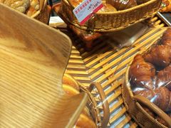 -万利隆·活力烘焙(人民路店)