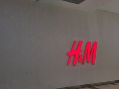 -H&M(乐客城夏庄路店)