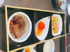 -铭牛烧肉·和牛海鲜自助(高新月牙湖店)