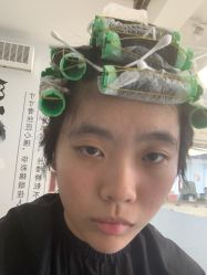-镁连社·美联社