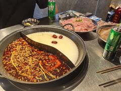 -鹿鸣山草本茶香火锅(园西路店)