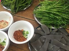 -钰洁腊排骨火锅
