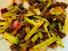 -富正毅三下锅(体育馆店)