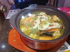 -周鱼小馆石锅酸菜鱼(活力汇店)