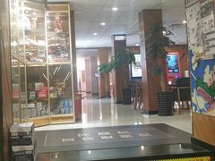 -大光明丽星VIP影城(昌里路杜比全景声店)