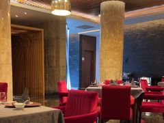 -粤尚腾香居中餐厅(首都机场希尔顿店)