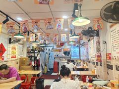 -柳州肥姨妈大骨螺蛳粉(东靖路店)