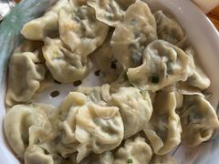 -粘豆包柴火铁锅炖