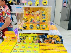 -泡泡玛特POPMART(侨福芳草地店)