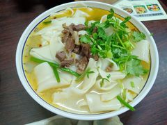 -河南占军烩面馆(中华广场店)