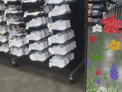-丽达购物中心(崂山店)