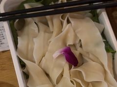 -喃喃椰·糟粕醋·椰子鸡火锅(七堡花园店)