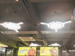-云晓光头烧烤吧(德平路店)