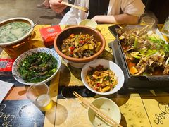 -琥珀老六龙虾(四里河店)