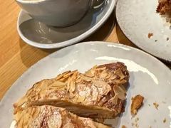 燕麦奶拿铁-wagas(暖山店)