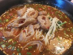 豆爺筋品肥肠面-豆爺小面(朱雀店)