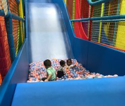 -宝燕水乐园