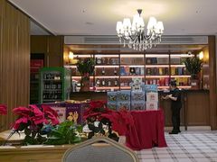 -鹏城人家海鲜酒家·23年老字号(较场尾店)