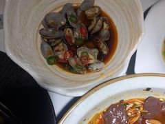 -姜君·千岛湖鱼头馆(浦东大道店)