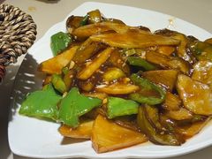 -老码头黑皮肘子锅包肉(赣水路店)