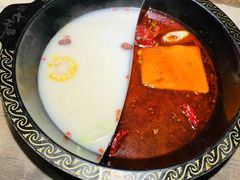鸳鸯锅底-七秒鱼·斑鱼火锅(太阳城店)