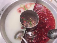 -捡沟放牛娃重庆老火锅(赣榆吾悦广场店)