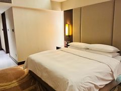 -昆明中心皇冠假日酒店