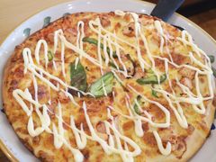 鸡肉披萨配蛋黄酱-萨莉亚意式餐厅(三号湾广场店)