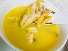 花胶鸡锅底-上房火鍋(新天地店)