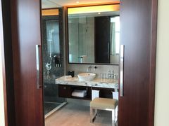 -上海龙之梦万丽酒店