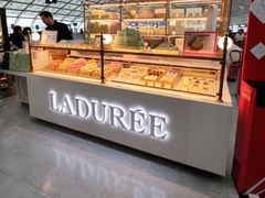 -ladurée(戴高乐机场T 2F店)