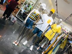 -URBAN REVIVO(济南世茂广场店)