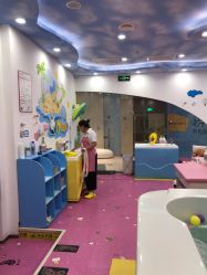 -爱玩爱游亲子母婴(旭辉广场店)