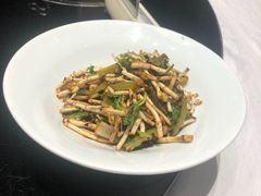 -黔蘑菇四季餐厅(观山湖店)