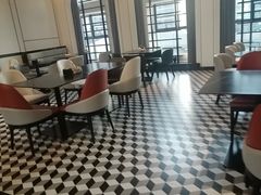 -广州南站万科中心亚朵酒店