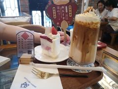 -西关84·History·Art·Cafe