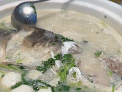 -香山湖家家宴(中山陵店)